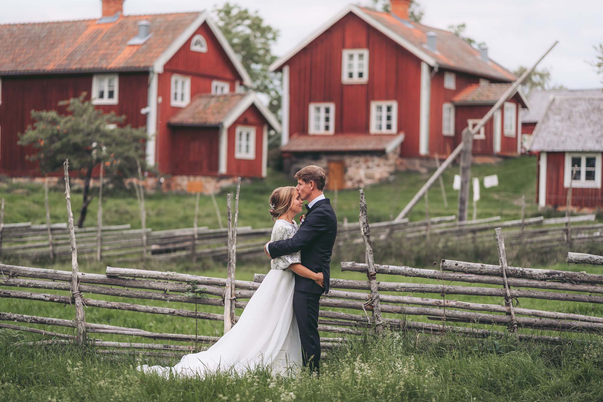 Bröllopsporträtt i Åsens by, Småland